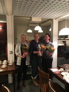 Kuvassa vuoden 2016 palkitut, vasemmalta Ida Takala, Laura Hämäläinen sekä Elina Oksanen